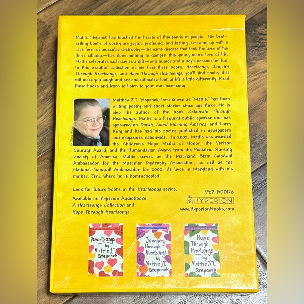 A Heartsongs Treasury by Mattie J.T. Stepanek in Slipcase - Picture 3 of 4